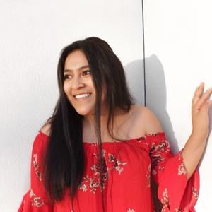 Meet your Posher, Alma